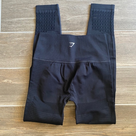 EUC • Gymshark Leggings - Picture 2 of 10